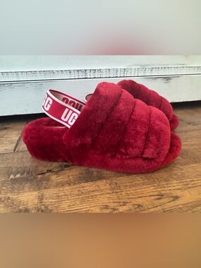 New UGG Fluff Yeah Ribbon Red Slide Slippers Shoes Women's Size 6